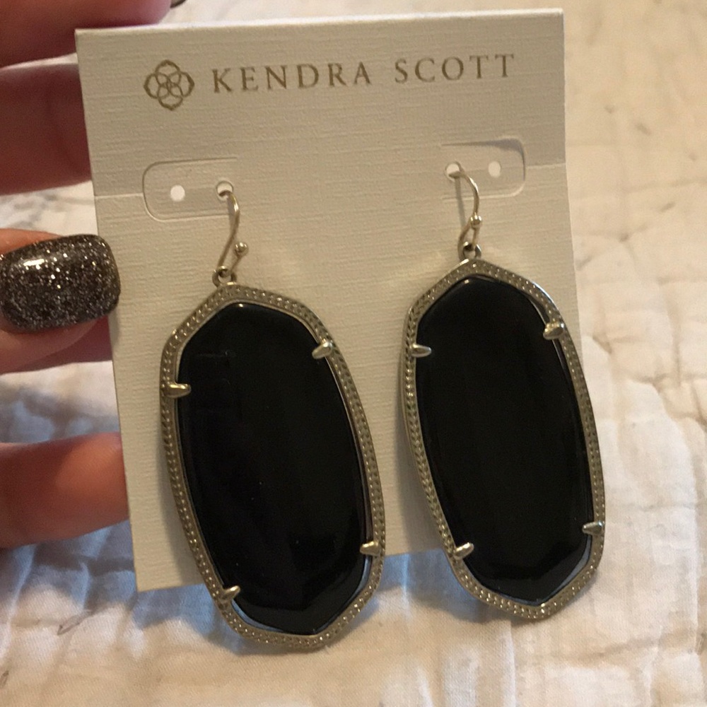 Kendra Scott Black Elle Earrings